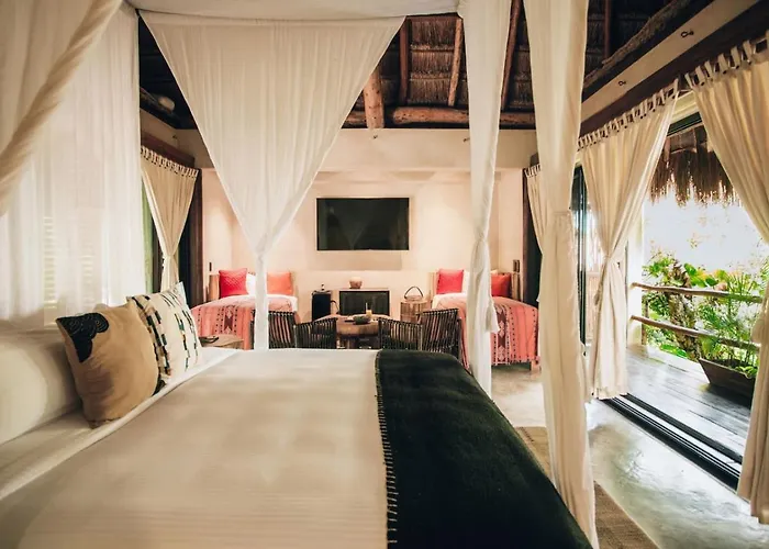 Jungle Sanctuary Wellness Retreat W Pool Bar *