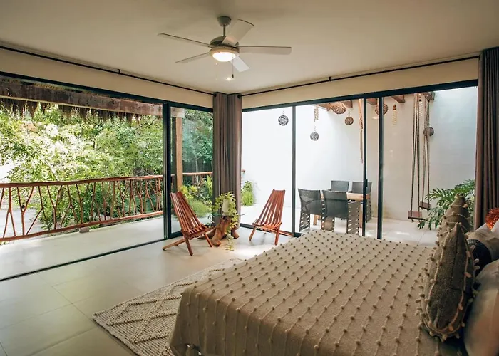 Jungle Sanctuary Wellness Retreat W Pool Bar *